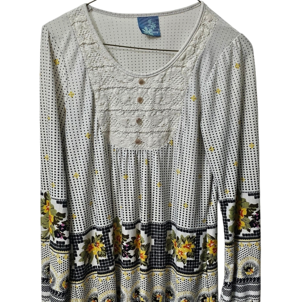 Love Story Floral Patterned Boho Long Sleeve Top Size XS?